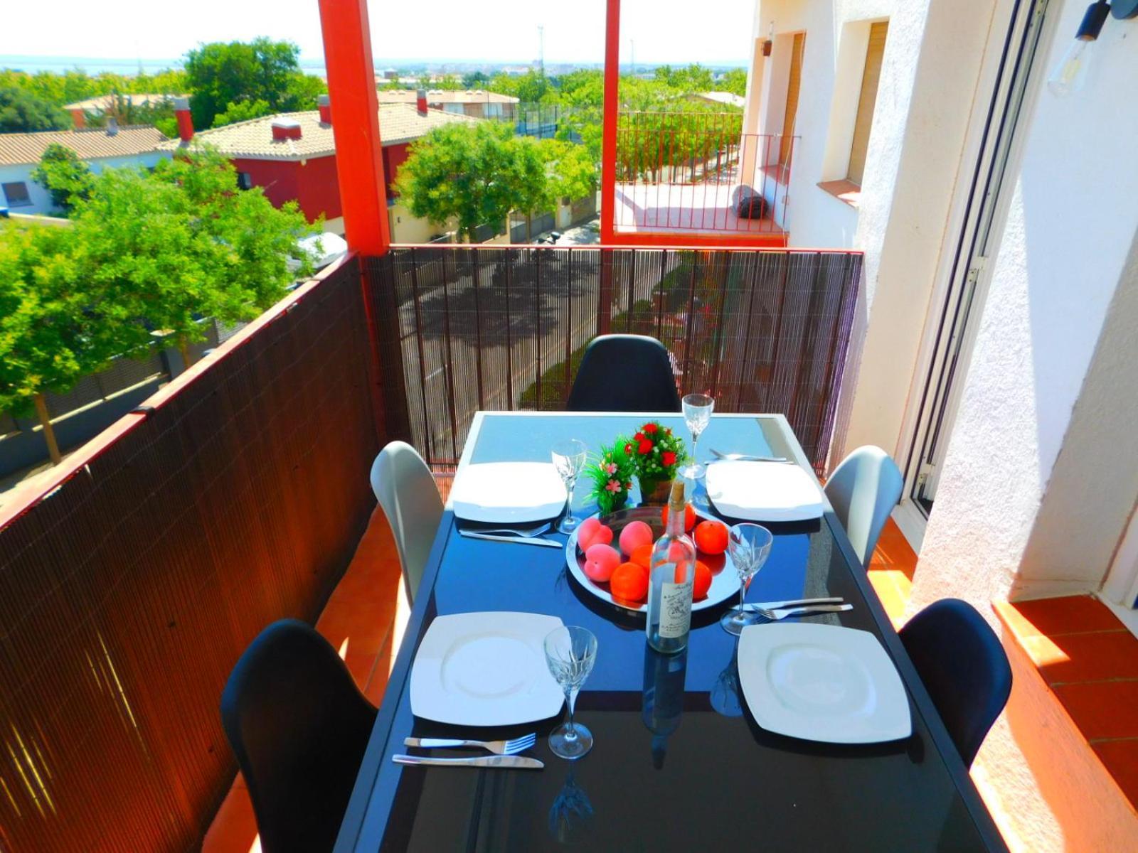 Apartamento Mas Oliva Roses Exterior foto