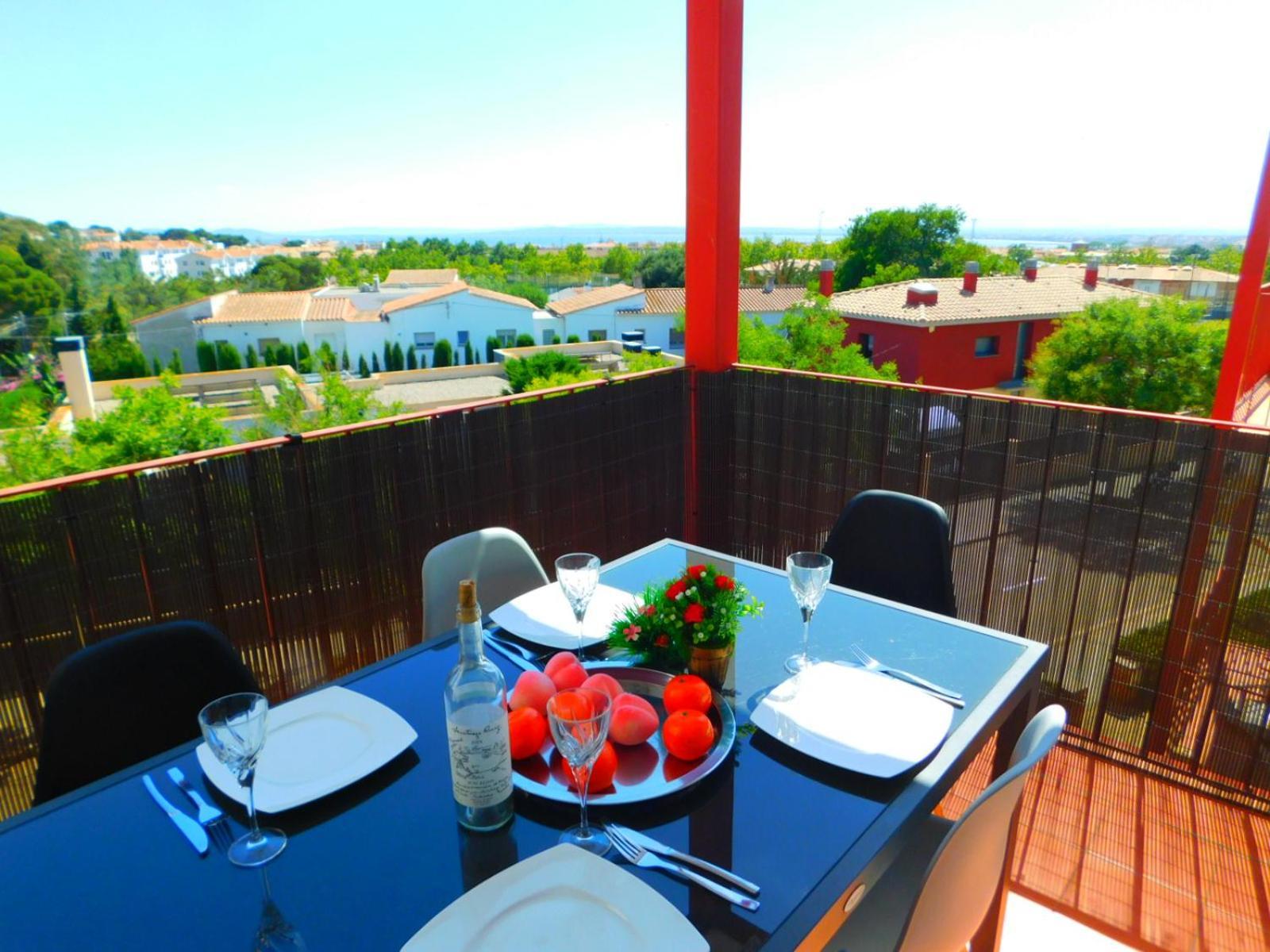 Apartamento Mas Oliva Roses Exterior foto